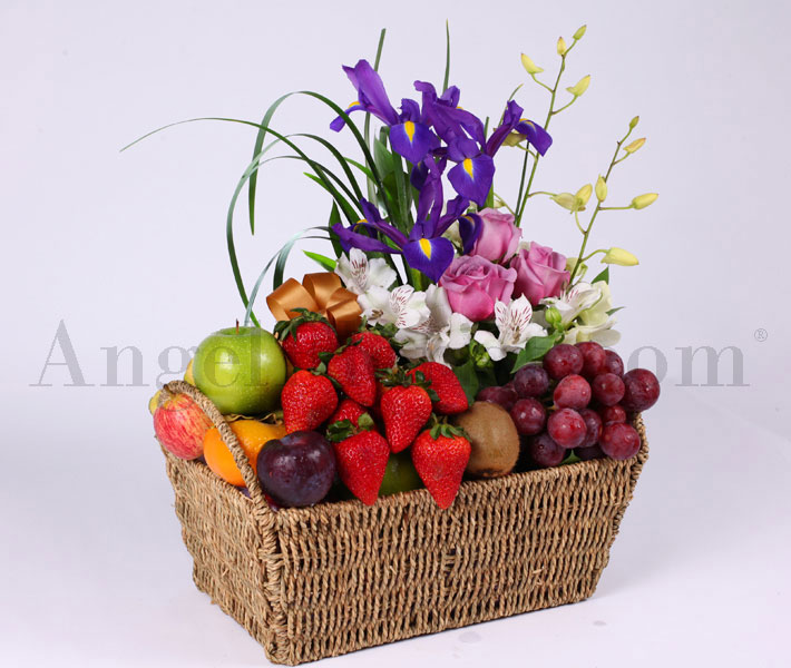 Fruit Baskets: Fruits Galore