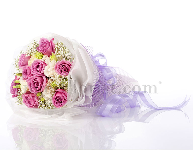 Flower Hand Bouquet: Lavish
