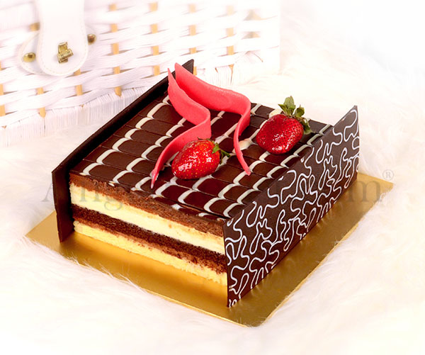 Cake 7- Chocolate Indulgence (1/2 kg)