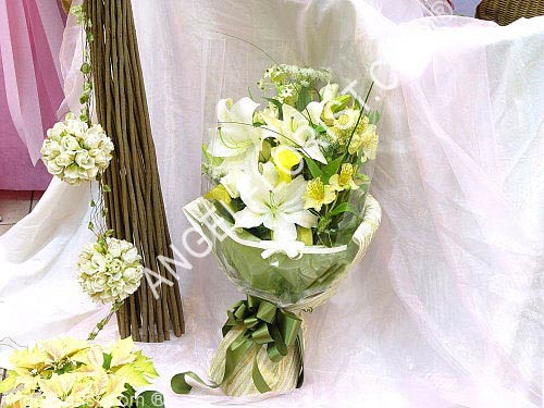 Flower Bouquet: Crystal Sweetheart