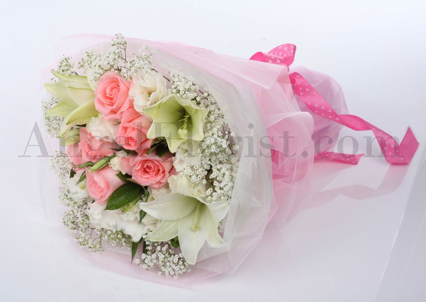 Flower Bouquet: Nostalgic Love