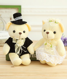 Wedding bear-couple