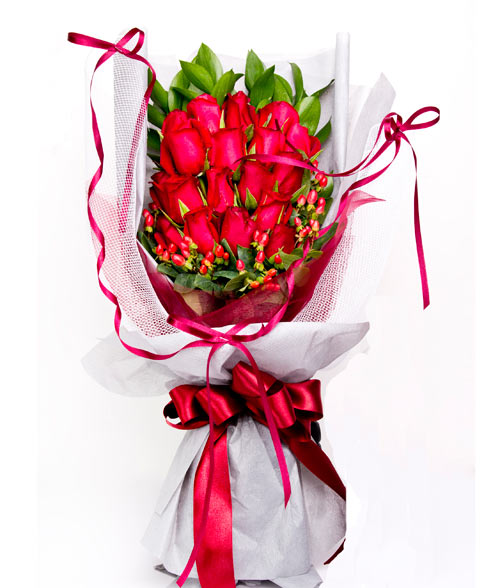 Flower Bouquet: Red Passion