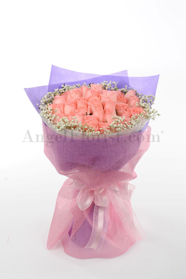 Hand Bouquet: Pink Emotions