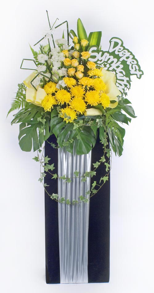 Funeral Wreaths: Remembrance