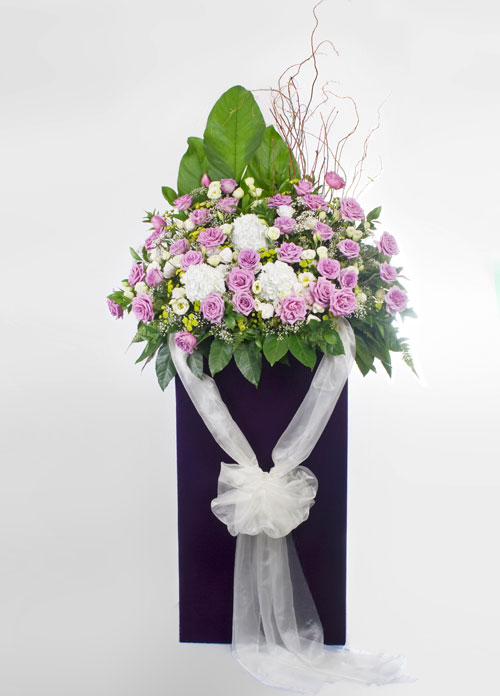 Funeral Flowers: Warm Embrace