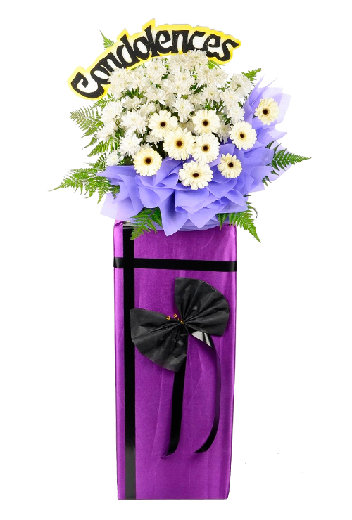 Condolence Wreath: In My Thoughts