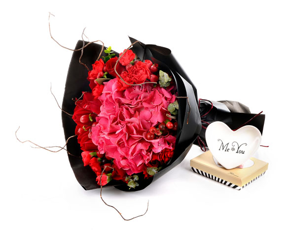 Happy Birthday Flowers: Charming