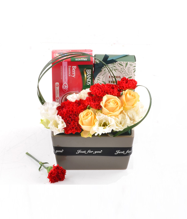 Mother's Day Gift (Flower+Tea)