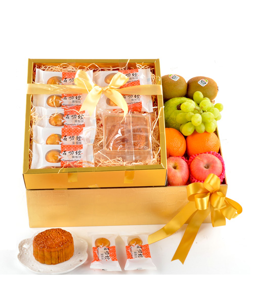 Fruits and Mooncake