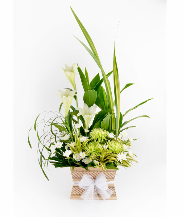Condolence Wreath:Comforting Hugs