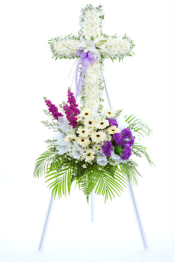 Cross Wreaths: Words of Comfort