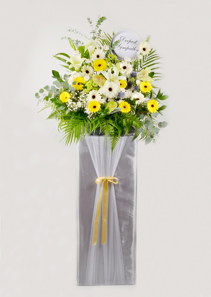 Condolence Flowers: Peace and Comfort