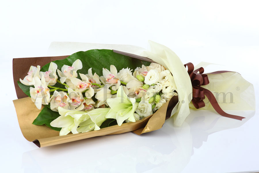 Hand Bouquet: Purity Feeling