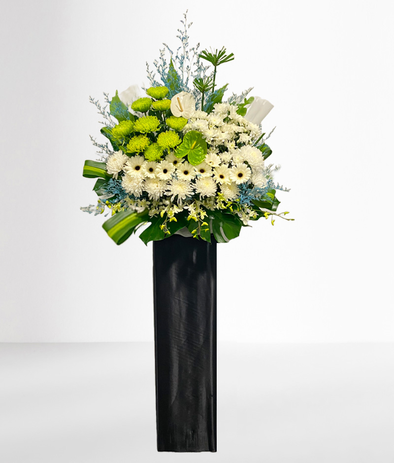 Wreath: Caring Thoughts
