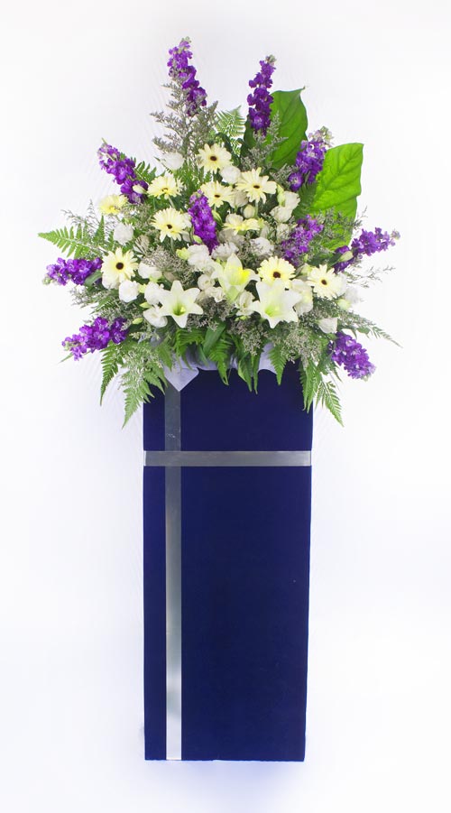 Condolence Flowers: Graceful Garden