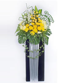 Condolence Wreath: Remembrance
